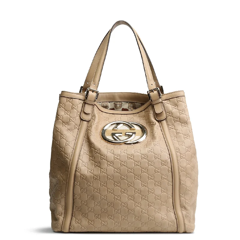 Women Gucci bags with a chain - link trim and a leather bodyGUCCI Britt Large Tote - Beige