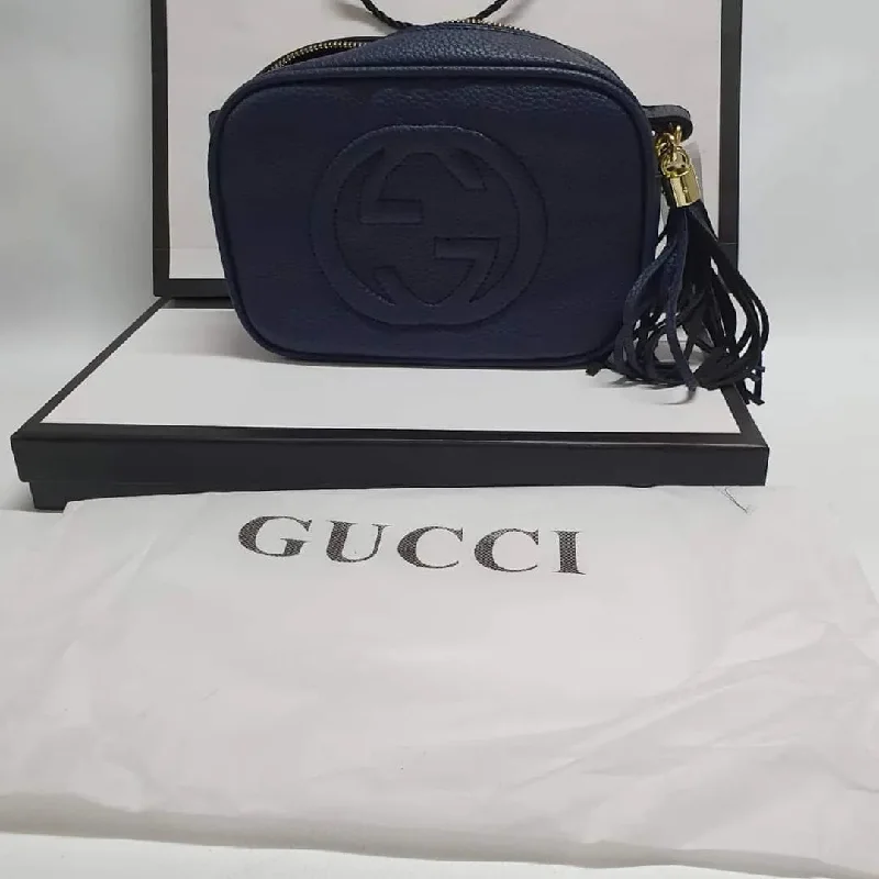 Ladies Gucci Dionysus bags in a pastel colorGucci  Soho Disco Handbag (navy blue)