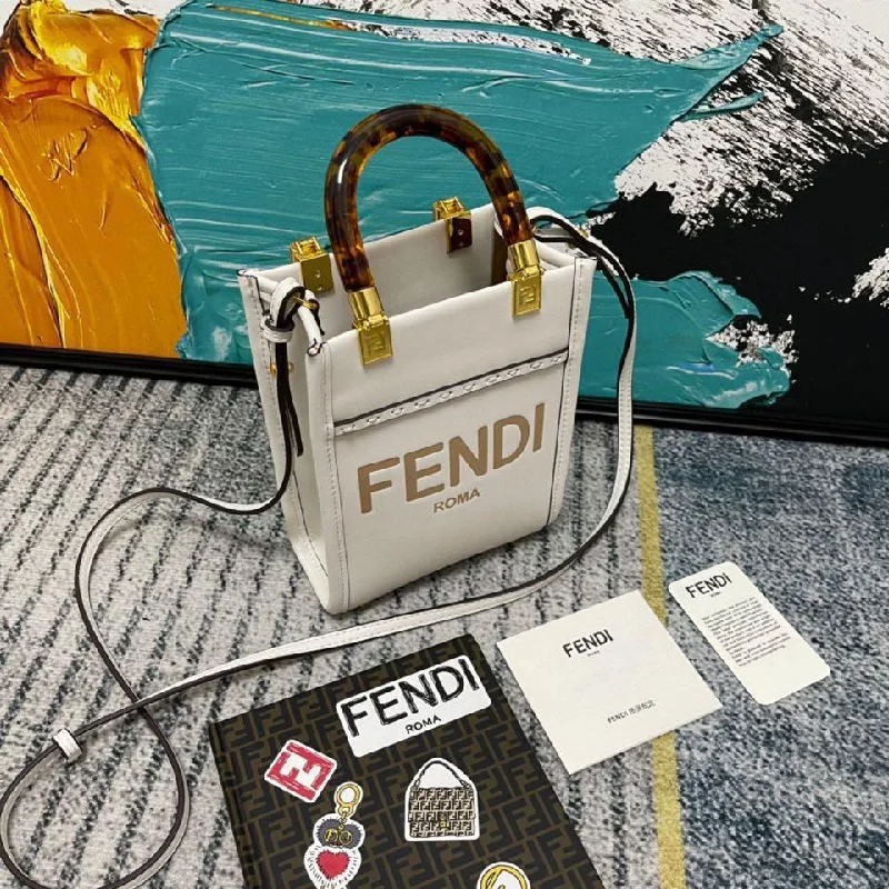 Ladies Fendi Peekaboo bags with gold - toned hardware for a touch of luxuryEN   Designer bags by Fendi 161