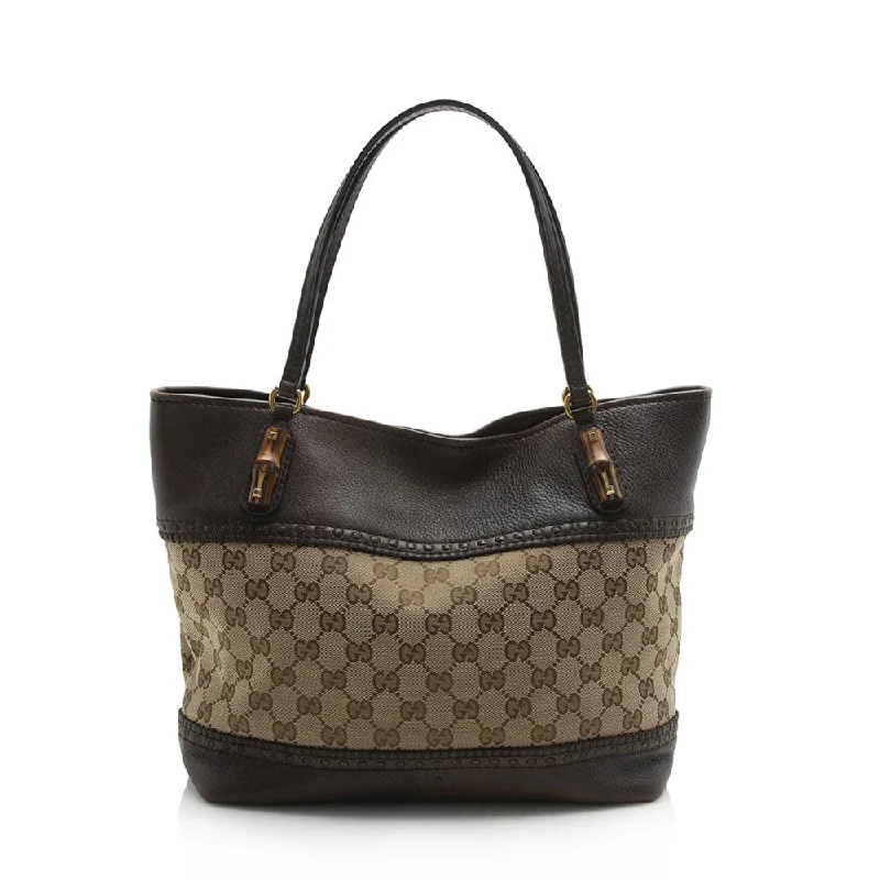 Ladies Gucci shoulder bags with a wide - width strapGucci GG Canvas Laidback Crafty Medium Tote (SHF-12077)