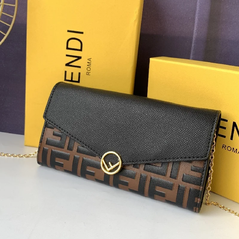 Ladies Fendi shoulder bags with a detachable key fob for easy key managementEN   Designer bags by Fendi 169