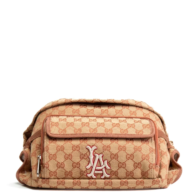 Women Gucci bags with a detachable mirror insideGUCCI x MLB GG Canvas LA Dodgers Convertible Belt Bag