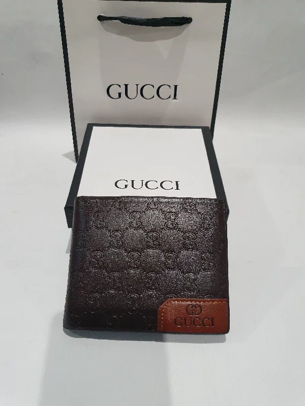 Gucci Marmont bags for women with quilted leather exteriorsGucci Wallet (Men)