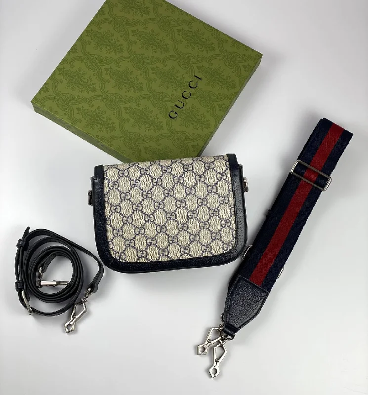 Women Gucci bags with a magnetic snap closure for easy accessGucci Horsebit 1955 shoulder bag black