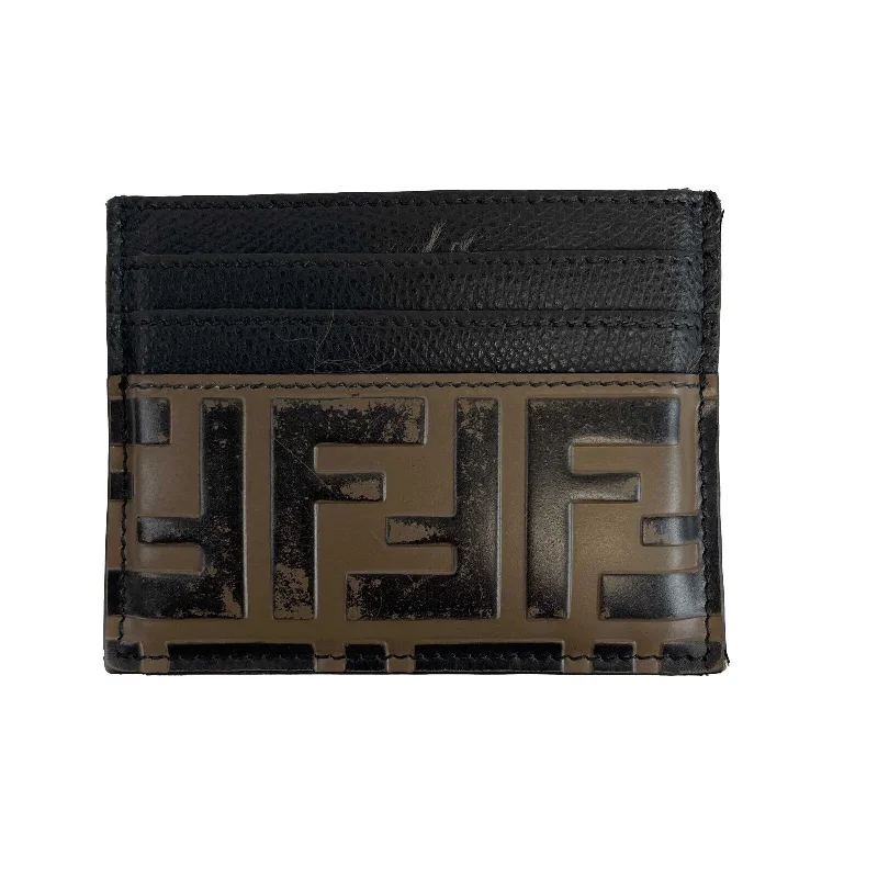 Fendi Baguette bags with a glitter - infused leather surface for a glamorous and sparkly lookFENDI - Monogram FF Card Holder - Black, Brown w/ KIT