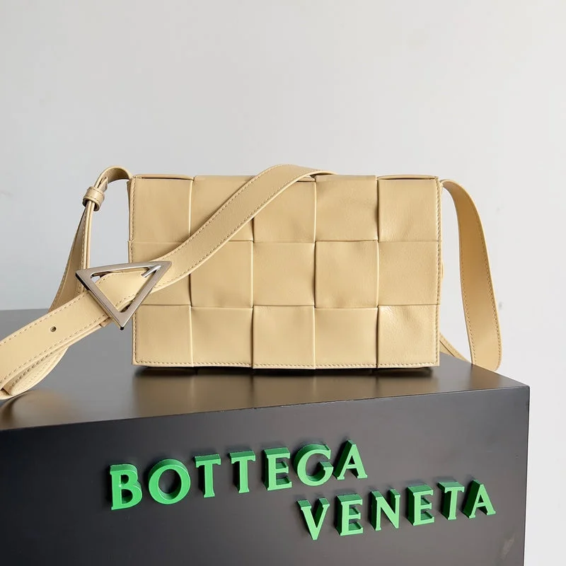 Bottega Veneta bags with transparent panelsWhimsy Finds - Bottega Veneta Bags - 1583