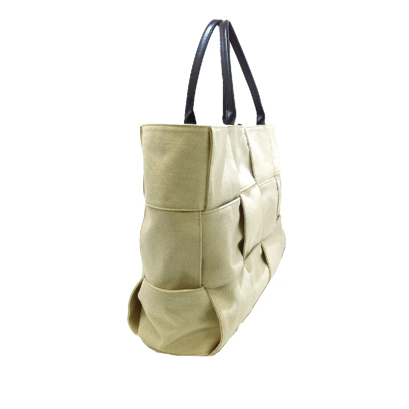 Bottega Veneta bags made of high - quality calfskinWhite Bottega Veneta Maxi Canvas Intrecciato Arco Tote