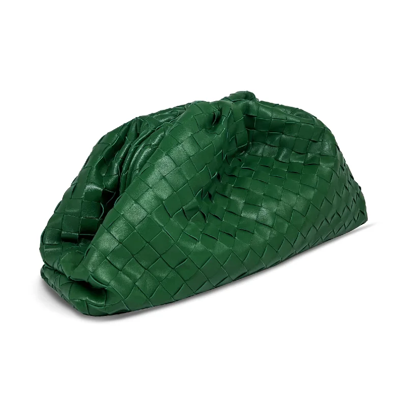 Bottega Veneta bags for bird - watching outingsBottega Veneta The pouch Intrecciato clutch Bag green