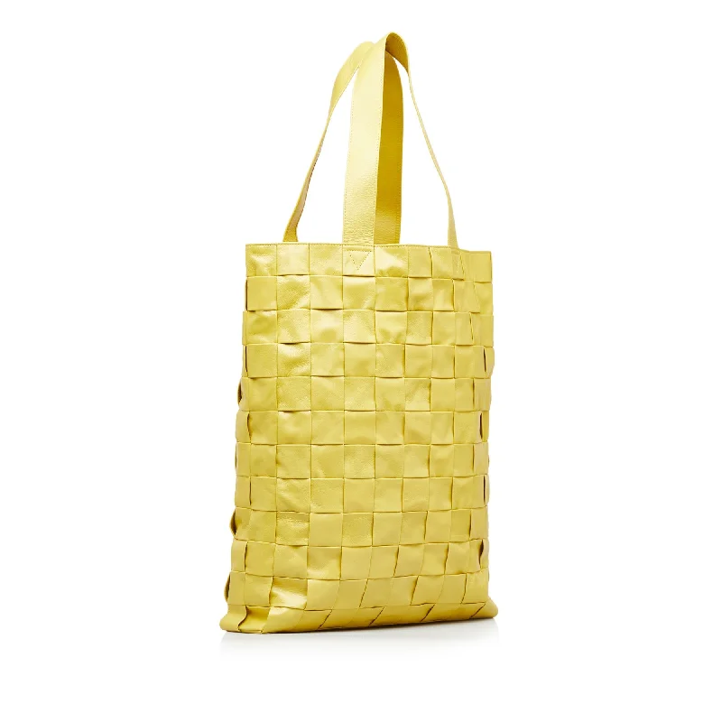 Bottega Veneta bags with leather - braided strapsYellow Bottega Veneta Maxi Intrecciato Cassette Tote Bag