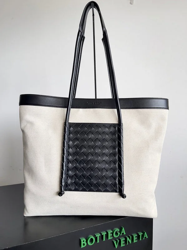 Bottega Veneta bags with zigzag patternsWhimsy Finds - Bottega Veneta Bags - 268