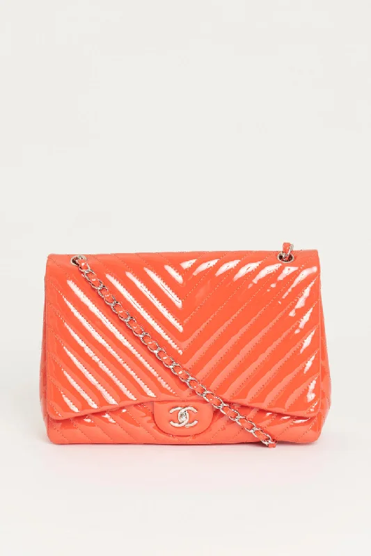 Chanel bags with classic and elegant designs2009 Coral Patent Timeless Classic Chevron Preowned Maxi Handbag