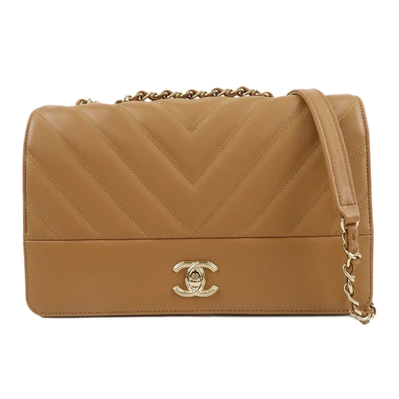 Chanel Classic Flap Bag for Evening PartyCHANEL Chevron Lamb Skin COCO Mark Chain Shoulder Bag Beige