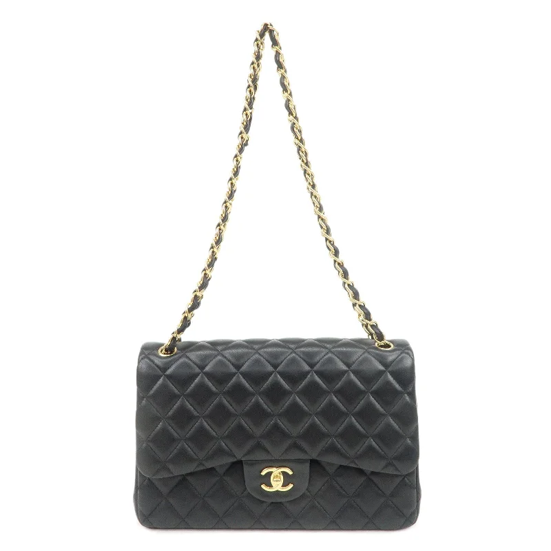 Chanel Vintage Inspired Handbag for Retro LoversCHANEL Matelasse Caviar Skin Maxi 30 W Flap Shoulder Bag A58600