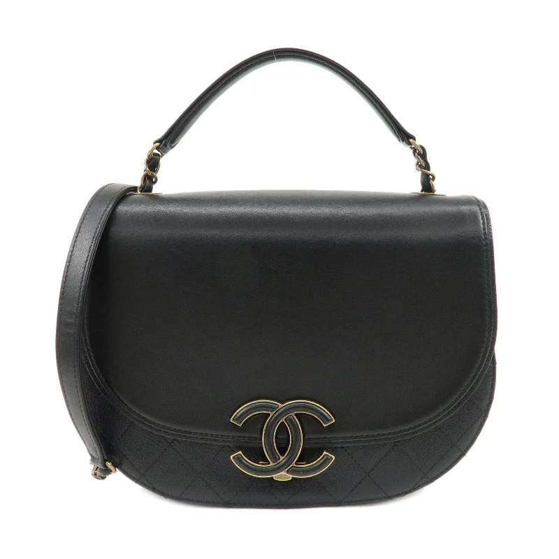 Chanel Classic Flap Bag for Evening PartyCHANEL Matelasse Lamb Skin 2 Way Bag Hand Bag Shoulder Bag Black