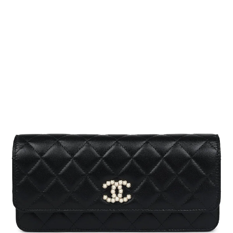 Chanel Chain Strap Handbag for Everyday UseChanel Small Pearl Clutch with Chain Black Lambskin Gold Hardware