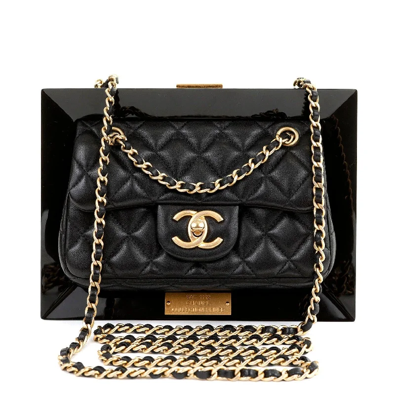 Chanel bags for a polished and professional appearanceChanel Privée Collection Runway w/ Gold Hardware