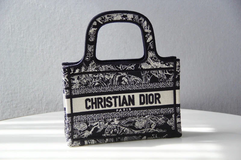 Christian Dior handbags with a back - pocket for quick storageChristian Dior  Bags - 2746