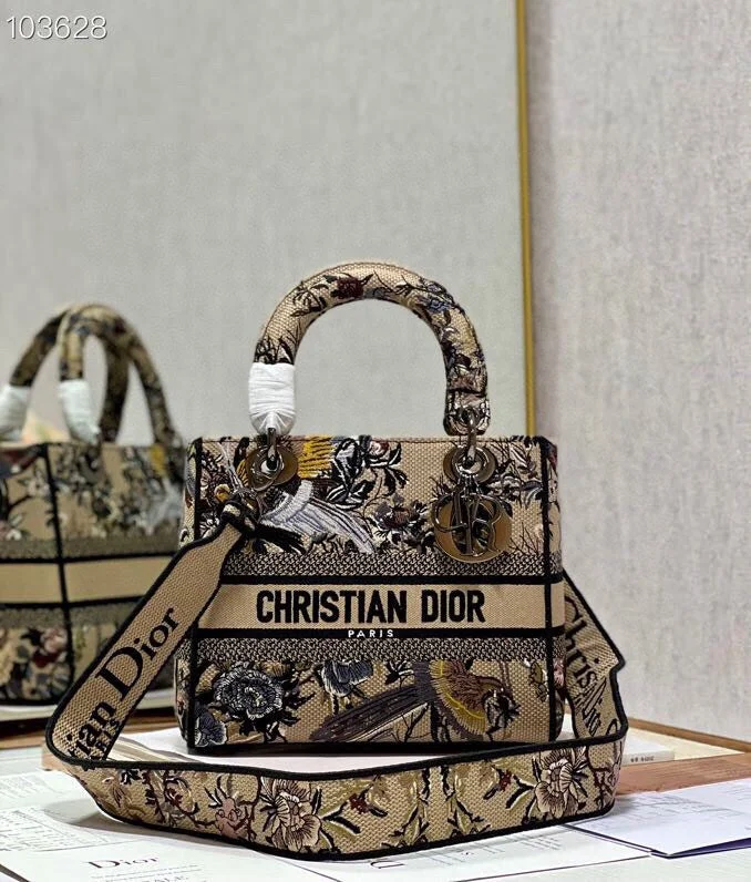 Christian Dior tote bags with a printed Dior logo on the frontBC - Dior Bags - 088