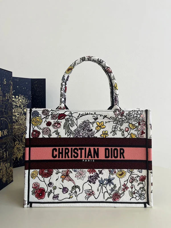 Christian Dior crossbody bags with a front - flap pocket for easy accessBC - Dior Bags - 092