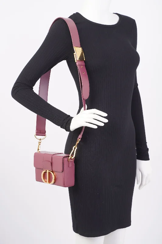 Christian Dior handbags with a removable shoulder strap for versatilityChristian Dior 30 Motaigne Box Bag Grape Leather