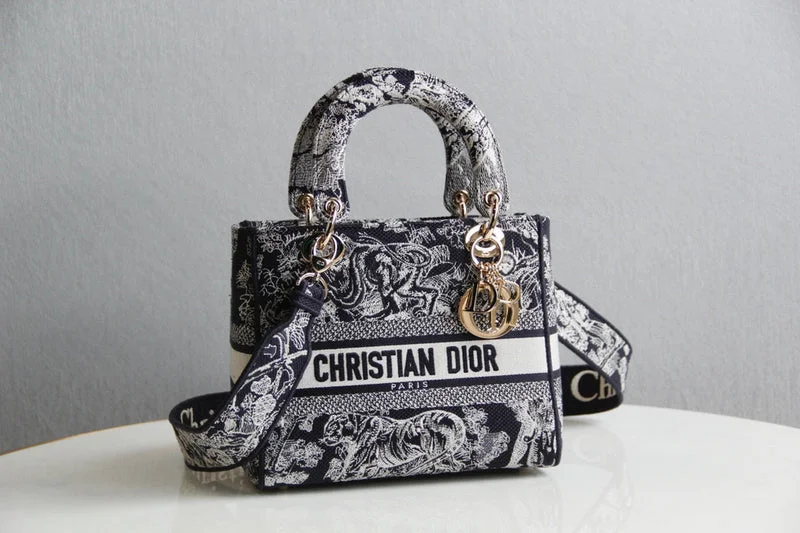 Christian Dior handbags with a removable shoulder strap for versatilityChristian Dior  Bags - 2745