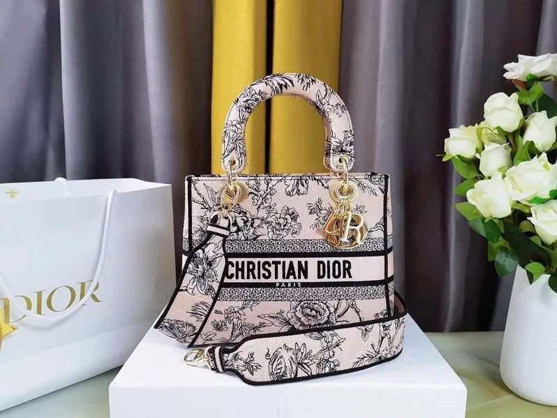 Christian Dior crossbody bags with a front - flap pocket for easy accessChristian Dior  Bags - 2798