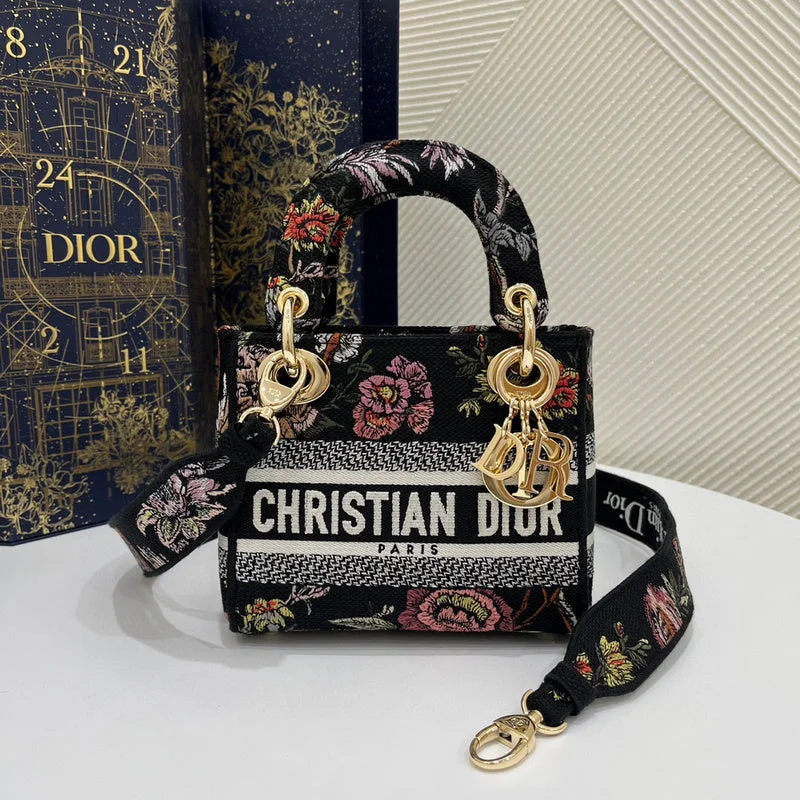 Trendsetting Christian Dior crossbody bags with a colorful strapChristian Dior  Bags - 2828