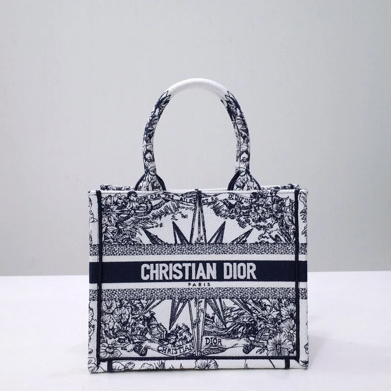 Christian Dior Saddle bags with a distressed leather finishChristian Dior  Bags - 2833