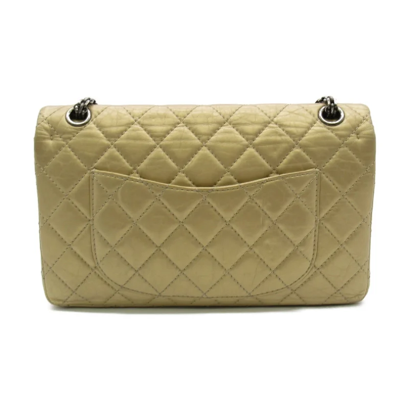 Chanel bags that pair perfectly with any outfitCHANEL 2.55ChainShoulder Bag Gold Calfskin [cowhide]