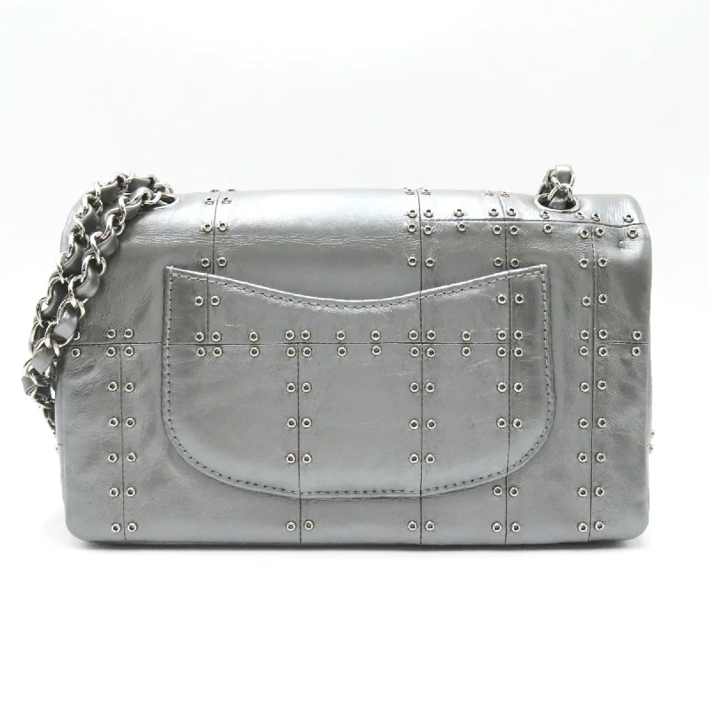 Chanel Vintage Inspired Handbag for Retro LoversCHANEL Airline W Flap ChainShoulder Silver Calfskin [cowhide]