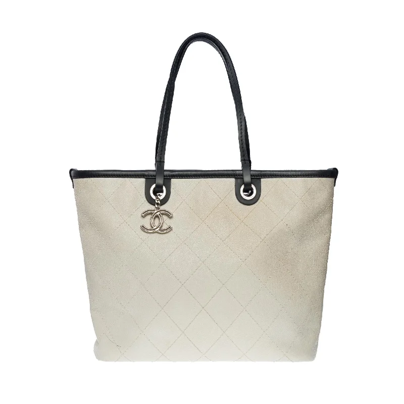 Chanel leather bags for everydCHANEL Amazing Shopping Tote bag in White Caviar quilted leather, SHW