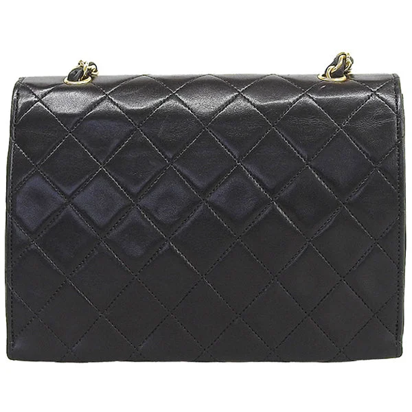 Chanel Quilted Leather Shoulder Bag for FashionistasCHANEL Around 1985~1990 Made V Flap Cc Mark Plate Chain Bag Black