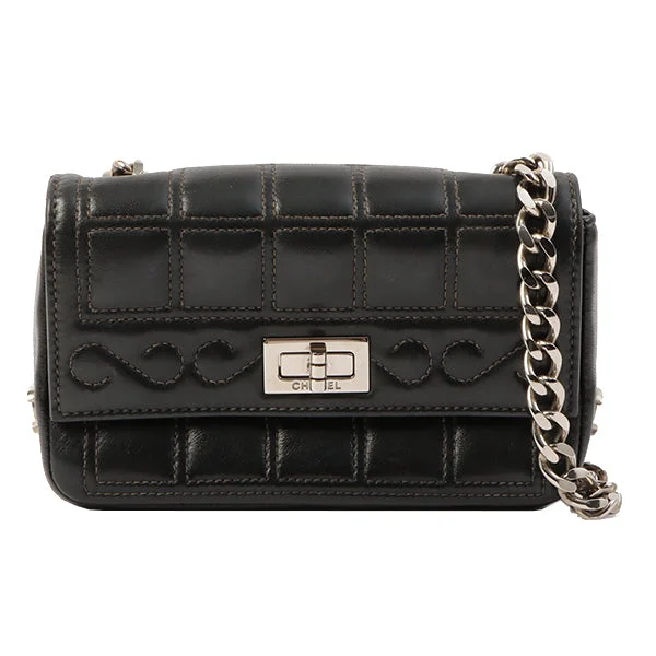 Chanel bags available at online luxury retaileChanel Around 2000 Made 2.55 Design Stitch Side Cc Mark Mini Chain Bag Dark Navy