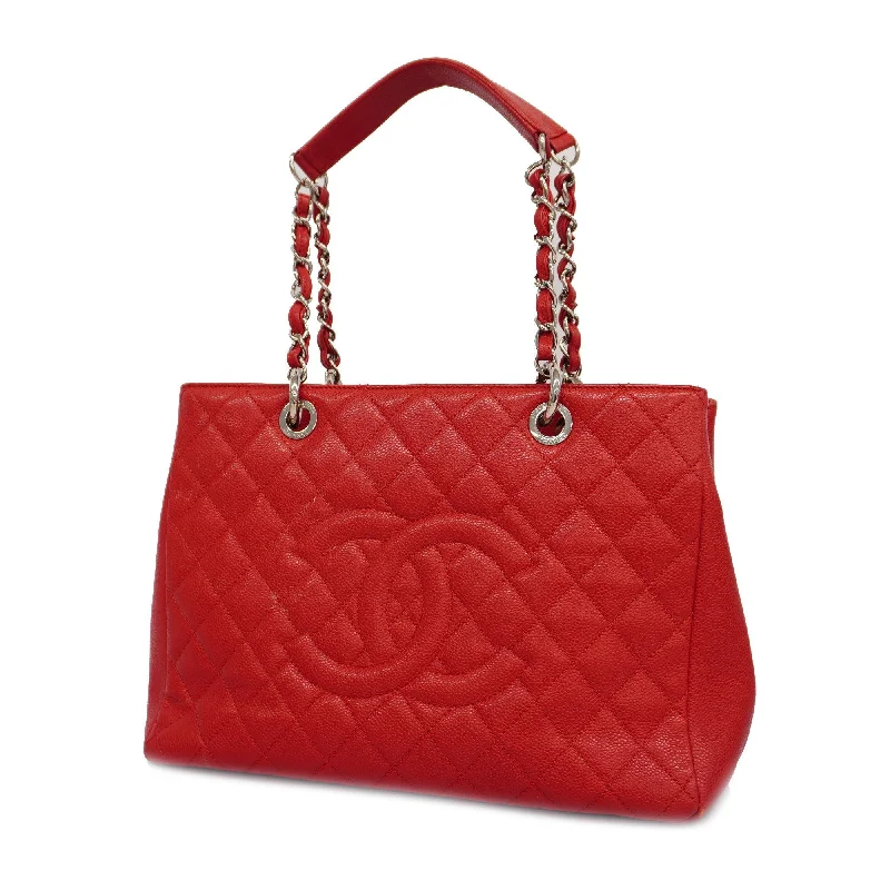 Chanel bags available at online luxury retaileCHANEL   Matelasse Chain Shoulder Women's Leather Tote Bag Red Color