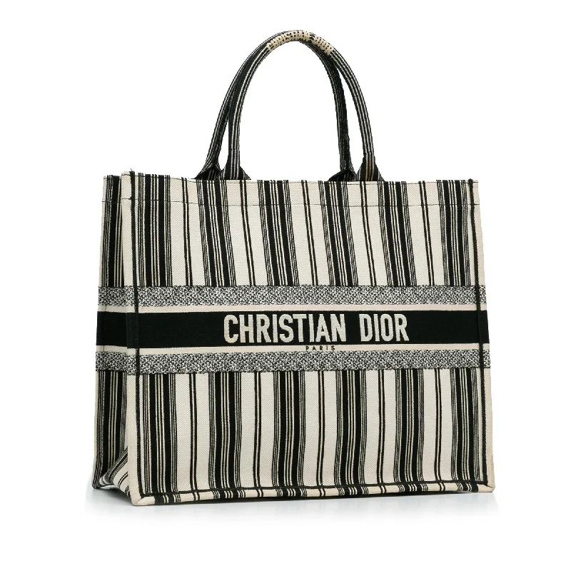 Stylish Christian Dior shoulder bags with a tassel - adorned zipperDior Dioriviera Book Tote (RK7SnJ)