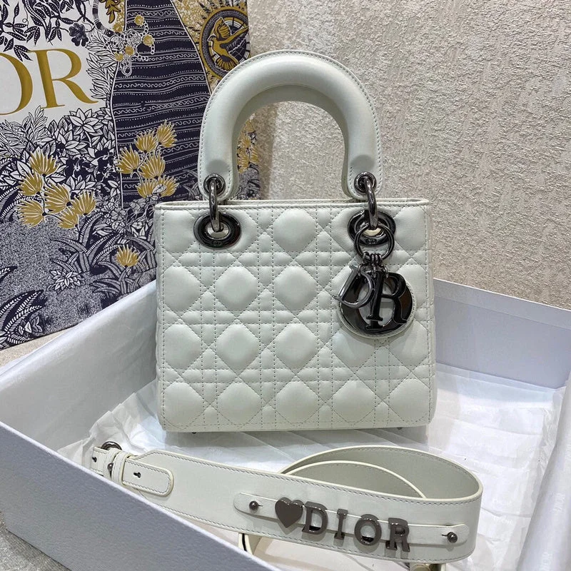 Christian Dior Saddle bags with a studded trim for a bold lookWF - Dior Bags - 374