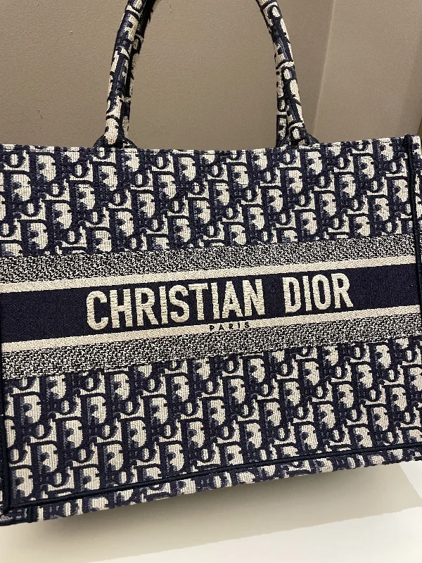 Fashion - forward Christian Dior tote bags for the modern womanDior Toile De Jouy Book Tote Blue Oblique