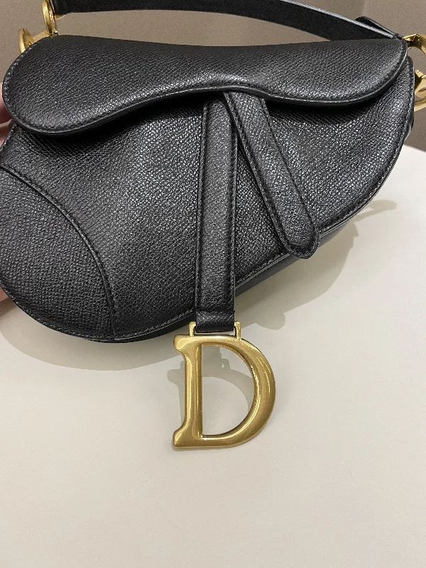 Christian Dior bags with a zip - top closure and multiple compartmentsDior Mini Saddle Bag Black Grained Leather